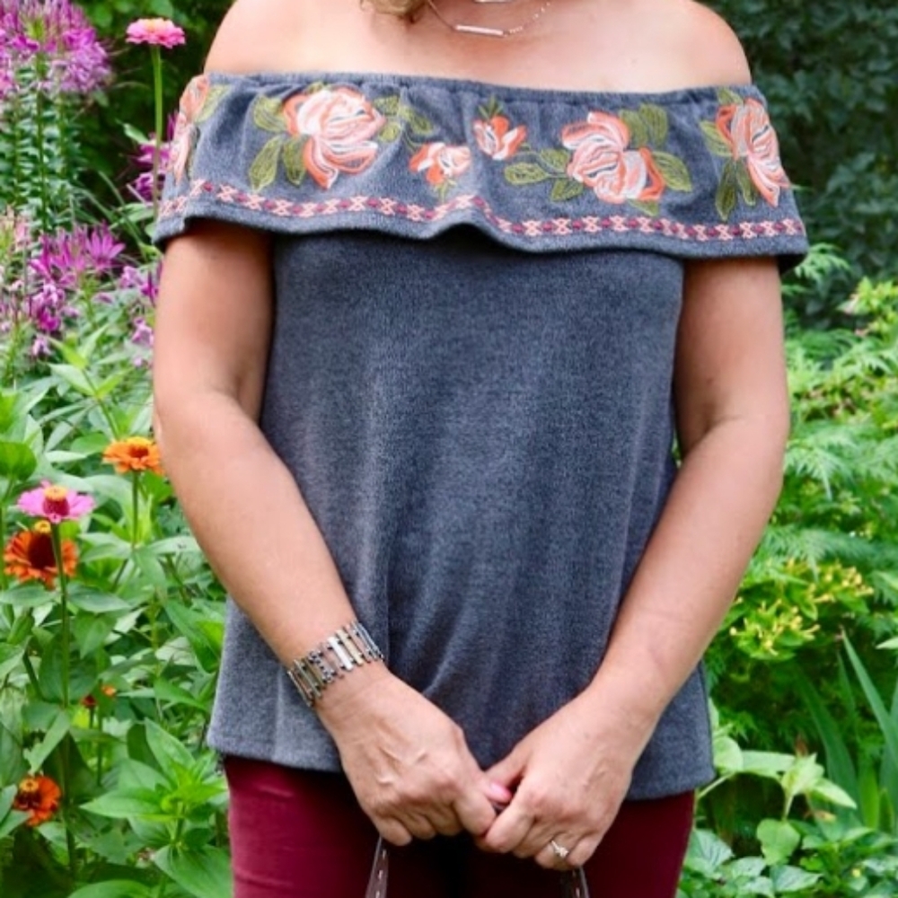 THML Off Shoulder Floral Top Gray